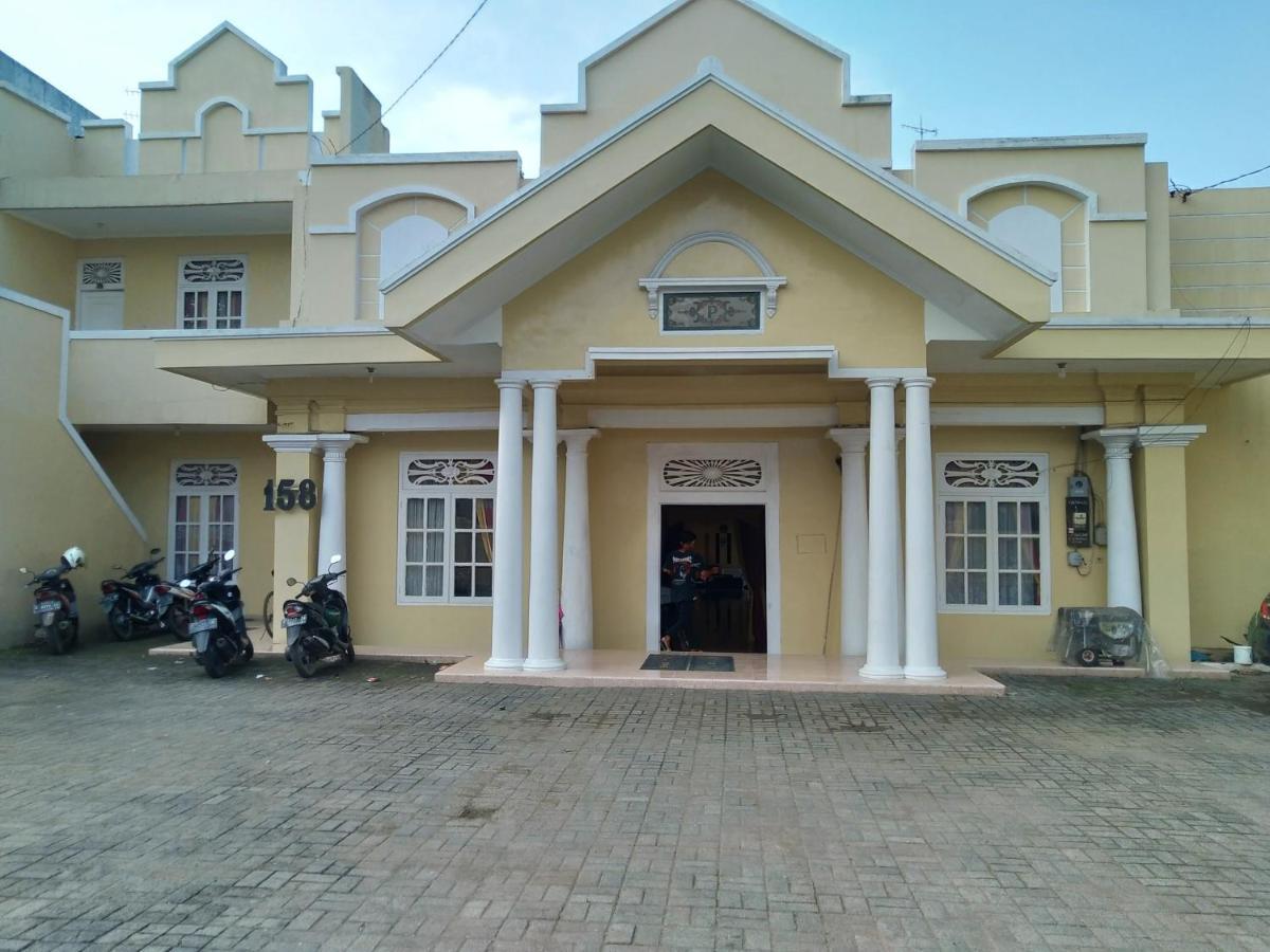Hotel Pekalongan Syariah Mitra Reddoorz المظهر الخارجي الصورة