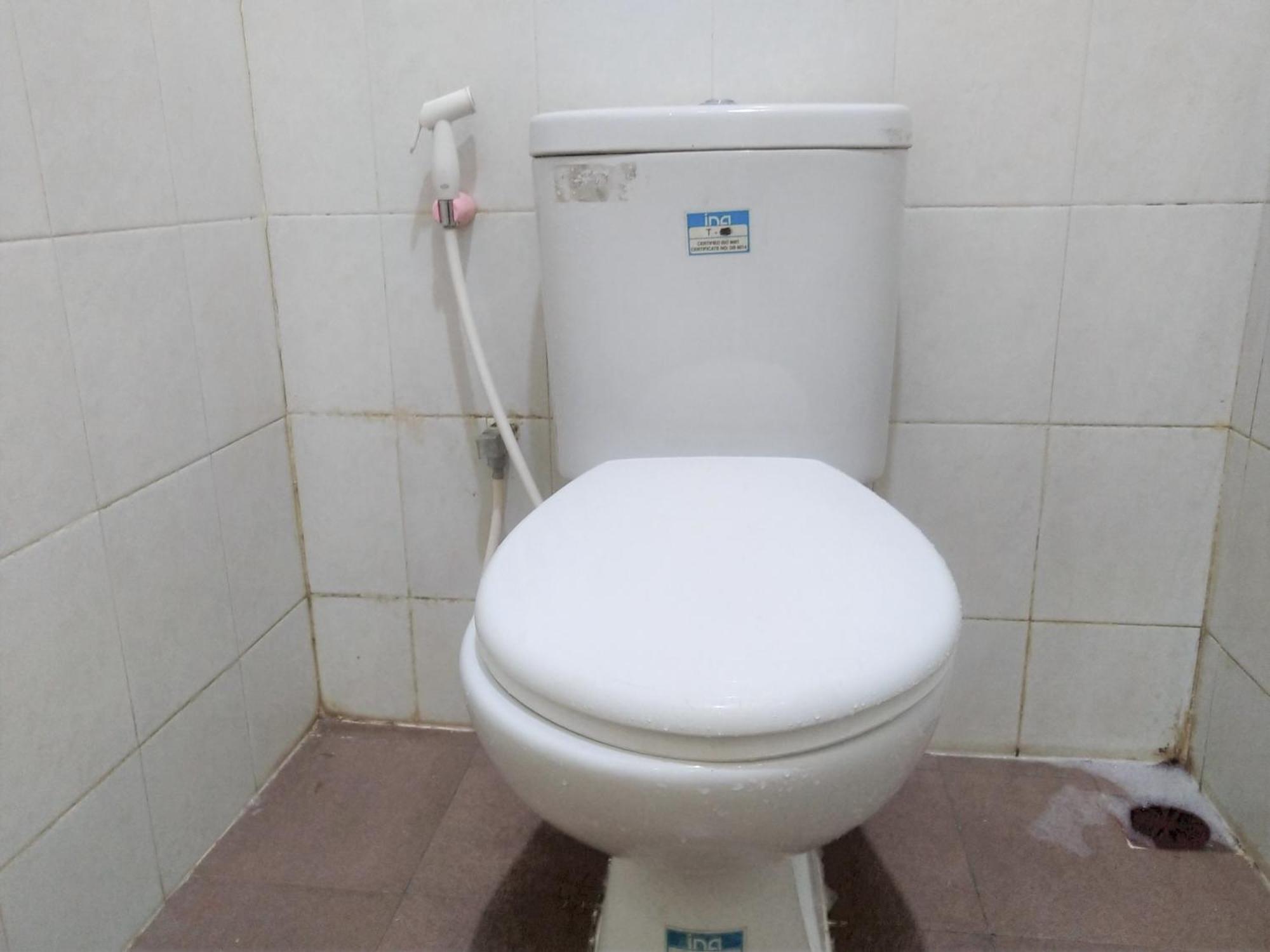 Hotel Pekalongan Syariah Mitra Reddoorz الغرفة الصورة